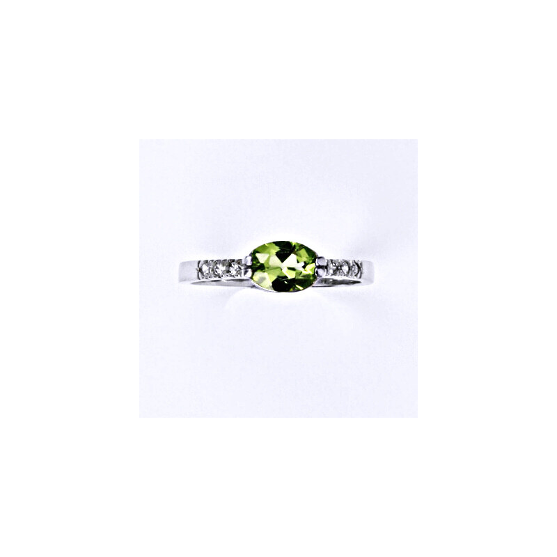 Čištín s.r.o. stříbrný prsten s přírodním olivínem,prsten VR 237