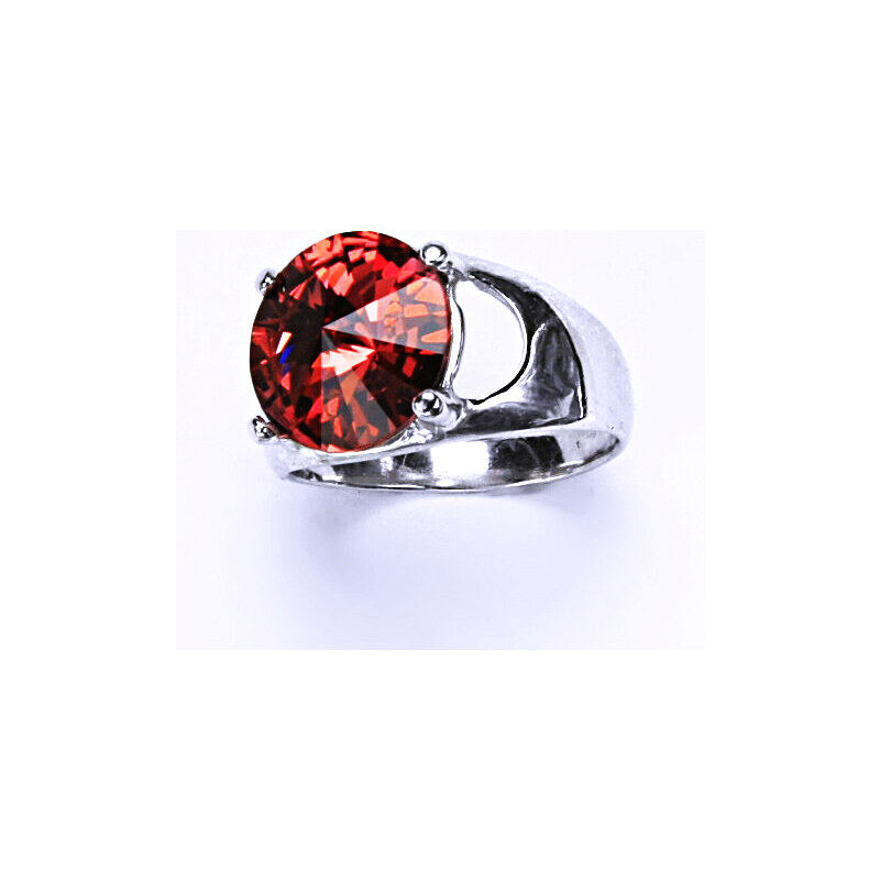 Čištín s.r.o. Stříbrný prsten s krystalem Swarovski Rivoli