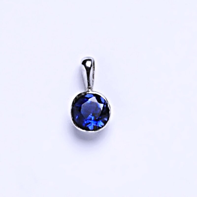 Čištín s.r.o. Stříbrný přívěšek , zirkon spinel - P 1050