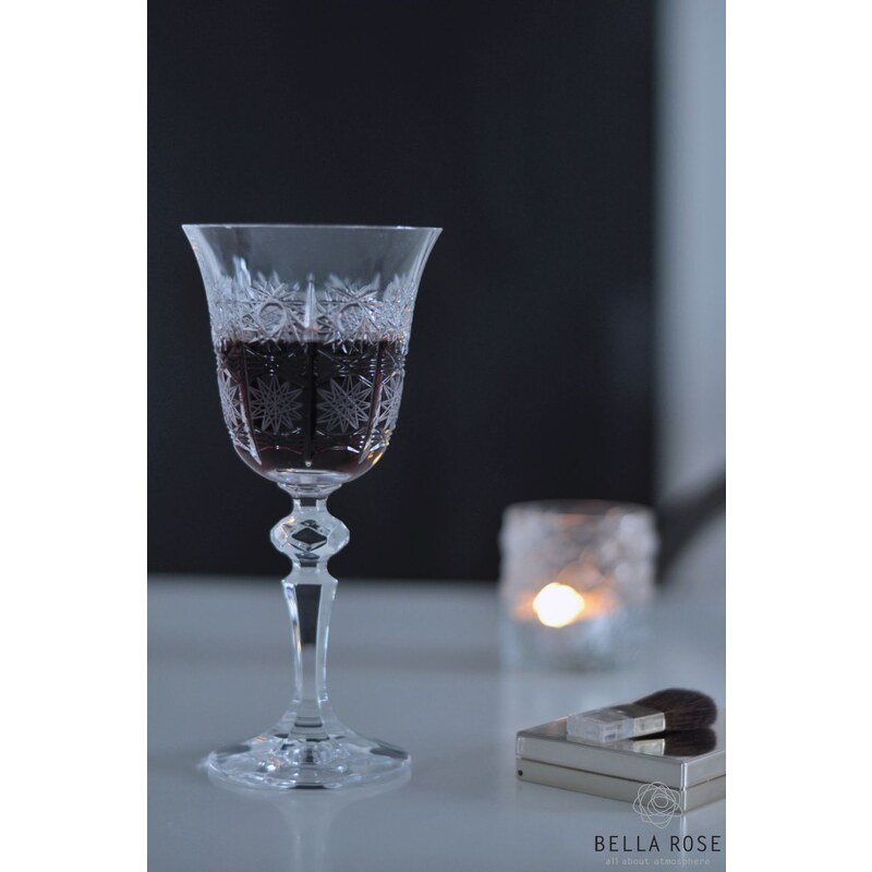 Broušená křišťálová sklenice na víno Crystal BOHEMIA 1,5 dcl