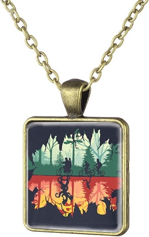 Řetízek Stranger Things - Upside Down