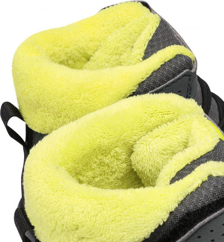 Salomon XA Pro V8 CSWP J Velikost: EU 36 urban chic/black/evening primrose