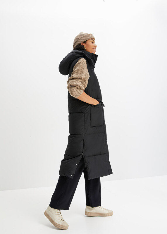 bonprix Vatovaná vesta z recyklovaného polyesteru, s odnímatelnou kapucí černá Žena