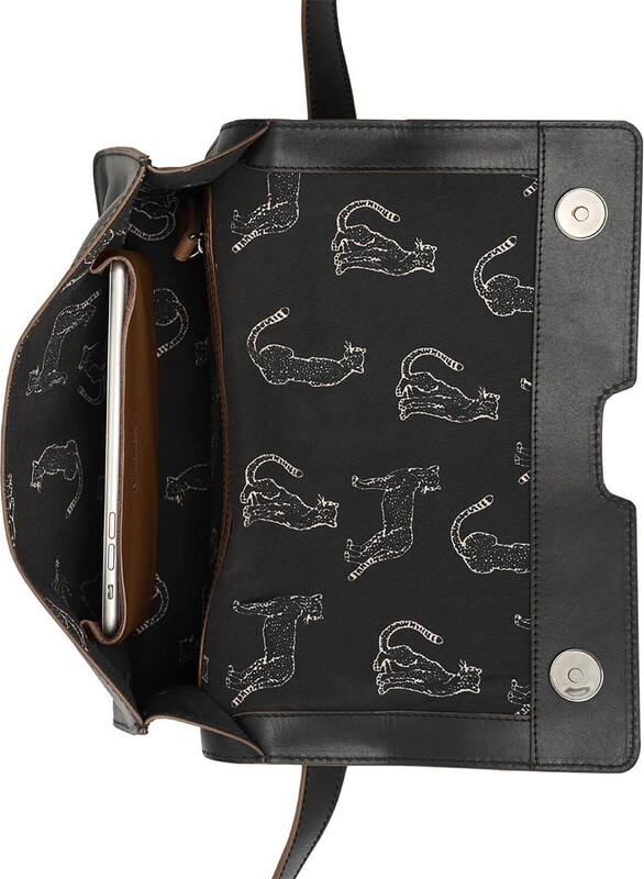 Dámská kožená crossbody kabelka Burkely Meghane - černá