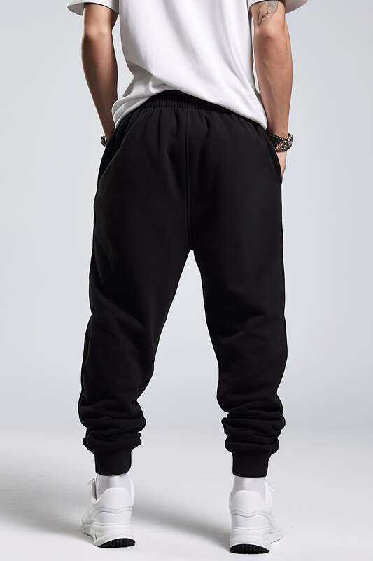 Tepláky Jogger , Barva Černá, s Potiskem Living Legend Teddy