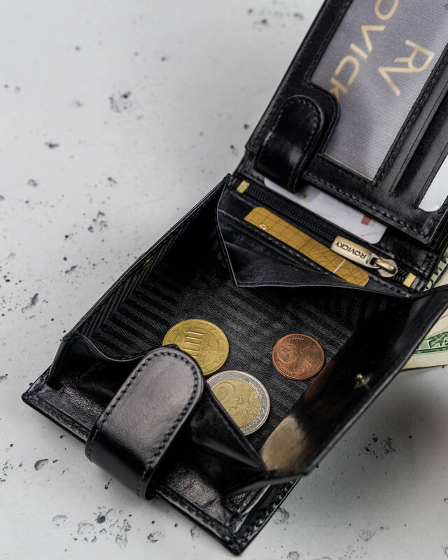 Rovicky Černá pánská kožená peněženka s protiskluzovou membránou L173