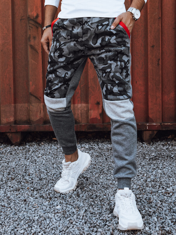 BASIC Tmavě šedé pánské tepláky s maskáčovým vzorem Šedá