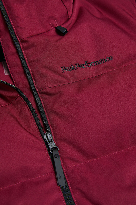 BUNDA PEAK PERFORMANCE W SHRED DOWN JACKET