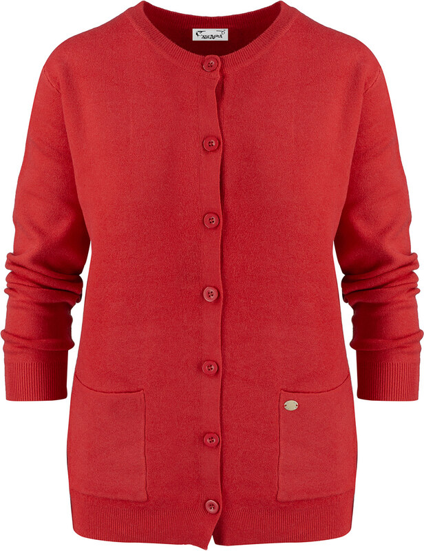 Pri Classic warm thick short LEOILA sweater with button closure