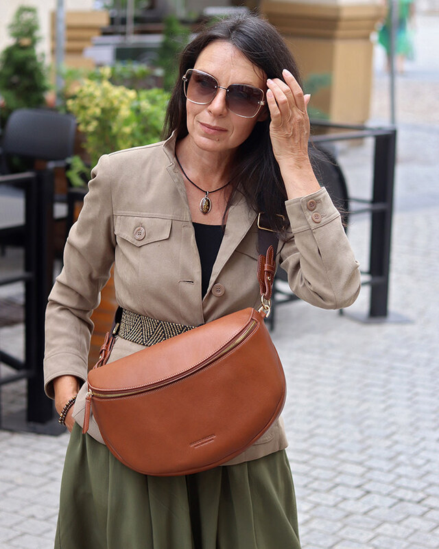 MARCO MAZZINI Hnědá dámská kožená ledvinka