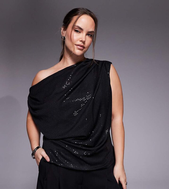 New Look Plus New Look Curve sequin scoop neck top in black