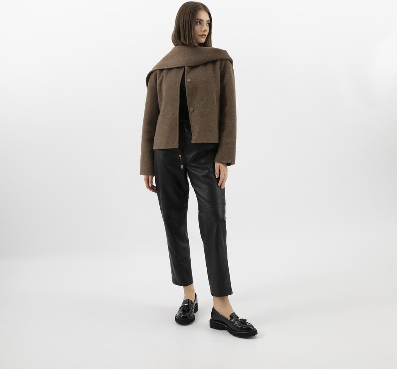 Wojas Černé Lakované Mokasíny Se Zdobným Třásněm