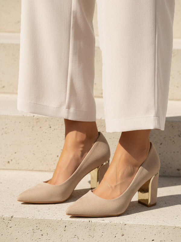 Dámské semišové lodičky na jehlovém podpatku béžové FashionStreet ZY1398