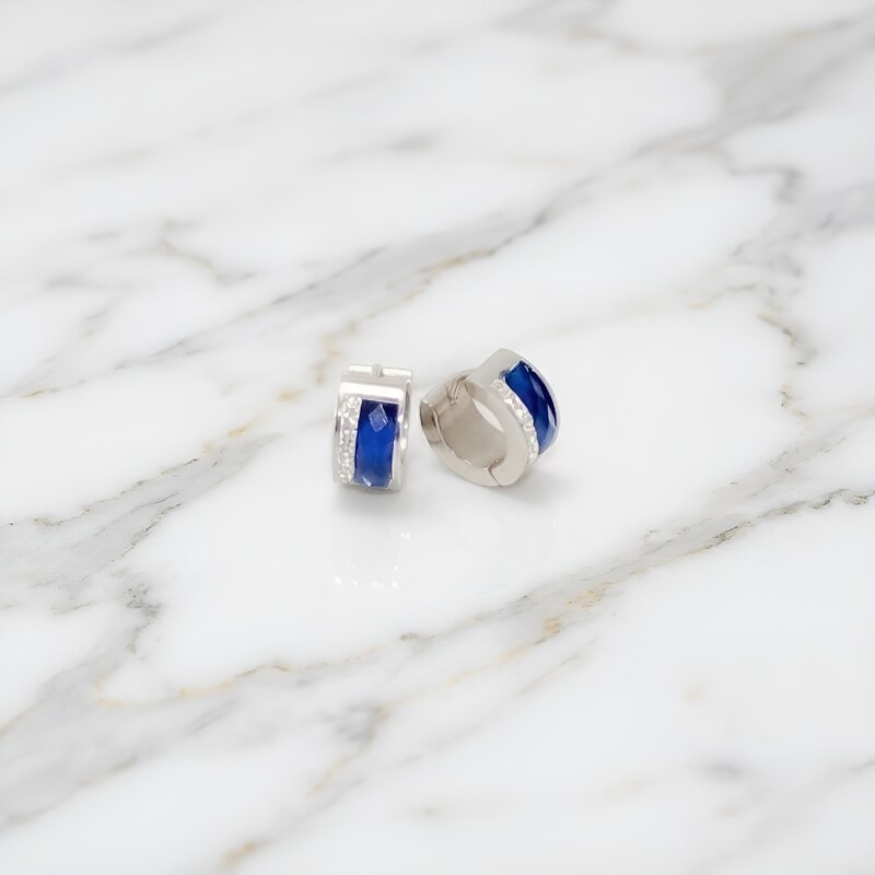 Ewena Náušnice ocelové se skleněným proužkem modrá