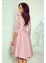 NUMOCO Pudrově růžové šaty s krajkovými rukávy FRANCESCA Pudrová