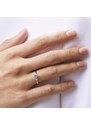 Prsten s modrým a čirými diamanty v bílém zlatě KLENOTA K0649022