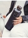 EQUA DUO Sada 2 EQUA produktů Cup Black 300 ml termohrnek z nerezové oceli + Mismatch Graphite 750 ml ekologická skleněná lahev s obalem z umělé kůže