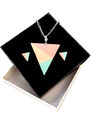 AMADEA Sada dřevěný náhrdelník s náušnicemi trojúhelník růžový, 4,5x4 cm