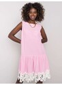 Fashionhunters Dámské světle růžové šaty s ozdobným lemováním