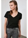 Know Black And White 100% Cotton V-Neck 2-Pack Knitted T-shirt.