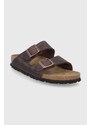 Kožené pantofle Birkenstock Arizona dámské, hnědá barva, 52533-Oil.hab