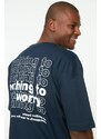 Trendyol Námořnická modrá Pánské tričko volného / pohodlného střihu ze 100% bavlny s textovým potiskem