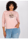 Fashionhunters Prašně růžová halenka plus size velikosti s kulatým výstřihem Vicky