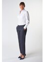 Dámské kalhoty Stella se vzorem úzký střih Brook Taverner Běžná délka 74 cm