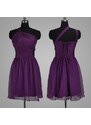krátké fialové společenské šaty na jedno rameno Petrona