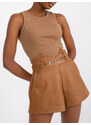 Fashionhunters Camel šortky vyrobené z ekologické kůže Iwetta