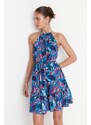 Trendyol modré květinové mini tkané šifonové šaty s podšívkou