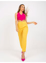Fashionhunters Tmavě žluté látkové kalhoty s rovnou nohavicí