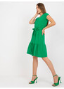 Fashionhunters Základní zelené šaty s vázáním RUE PARIS