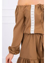 K-Fashion Šaty s otevřenými rameny a krajkou camel
