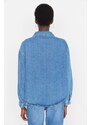 Džínová košile Trendyol Blue Crop