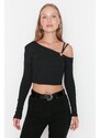 Trendyol Black Fitted Crop With Accessory Detail Piping, Flexible Knitted Blouse with Crop