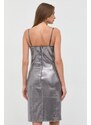 Šaty Guess stříbrná barva, mini
