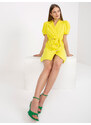 Fashionhunters Žluté mini dvouřadé koktejlové šaty s páskem
