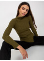 Fashionhunters Asymetrický žebrovaný svetr v khaki střihu