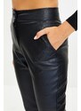 Dámské kalhoty Trendyol Leather