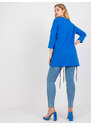 Fashionhunters Tmavě modrá dlouhá halenka plus size s potiskem
