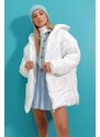 Trend Alaçatı Stili Dámské Bílá Kapuce Vnější Kapsa Puffer Módní Oversize Down Coat