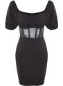 Trendyol černé přiléhavé tkané korzetové detailní elegantní večerní šaty