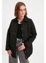 Trendyol Black Shirt Collar Prošívaný sezónní péřový nafukovací kabát se zapínáním na patentky