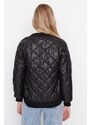 Péřová bunda Trendyol Black Bomber