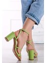 Bestelle Světle zelené sandály na hrubém podpatku Tylene