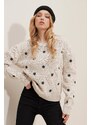 Trend Alaçatı Stili Women's Beige Crew Neck Patterned Embroidered Knitwear Sweater