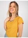 Fashionhunters Tmavě žlutá krátká společenská halenka s náhrdelníkem