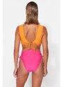 Trendyol Fuchsia Cut Out/Window Vysoký pas Regular Bikini Bottom