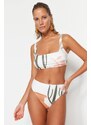 Bikiny spodní díl Trendyol TBESS22BA0091/WHİTE